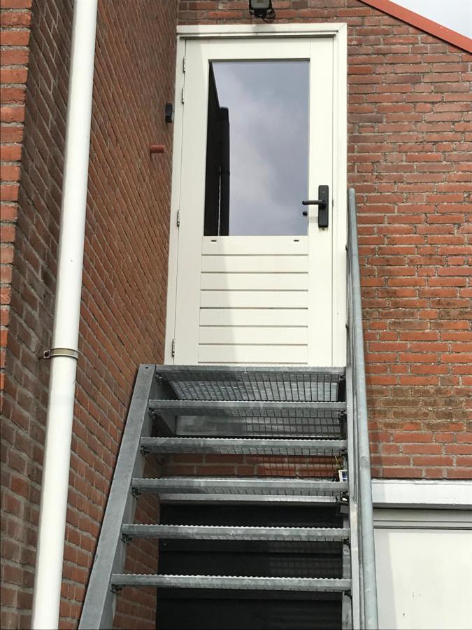 Voormalig Politiebureau Gebruik Welnesstuin Tegen Betaling Bed and Breakfast Ouddorp Exteriör bild